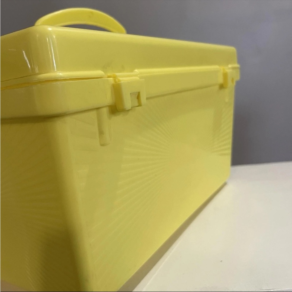 Vintage 1960s Atomic Starburst Yellow Sewing Box MCM Craft Storage Retro Decor - Picture 5 of 14